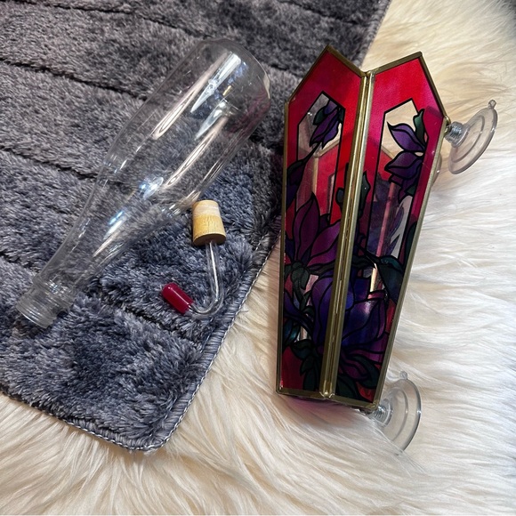 Window hummingbird feeder stained glass.   2 - Picture 14 of 15